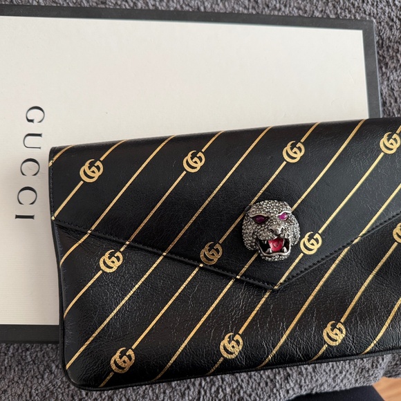 Gucci clutch - Picture 1 of 4